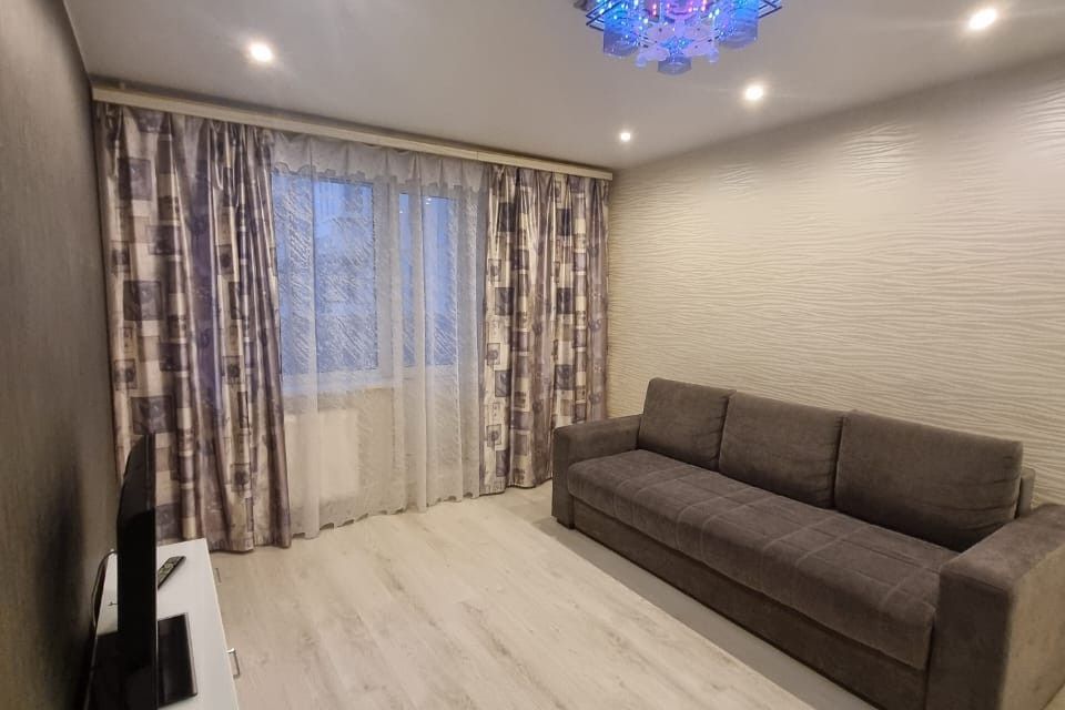 Сдаётся 2-комнатная квартира, 55 м²