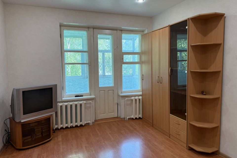 Продаётся 3-комнатная квартира, 60 м²