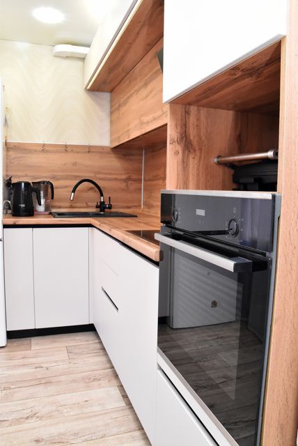 Продаётся 3-комнатная квартира, 61.9 м²