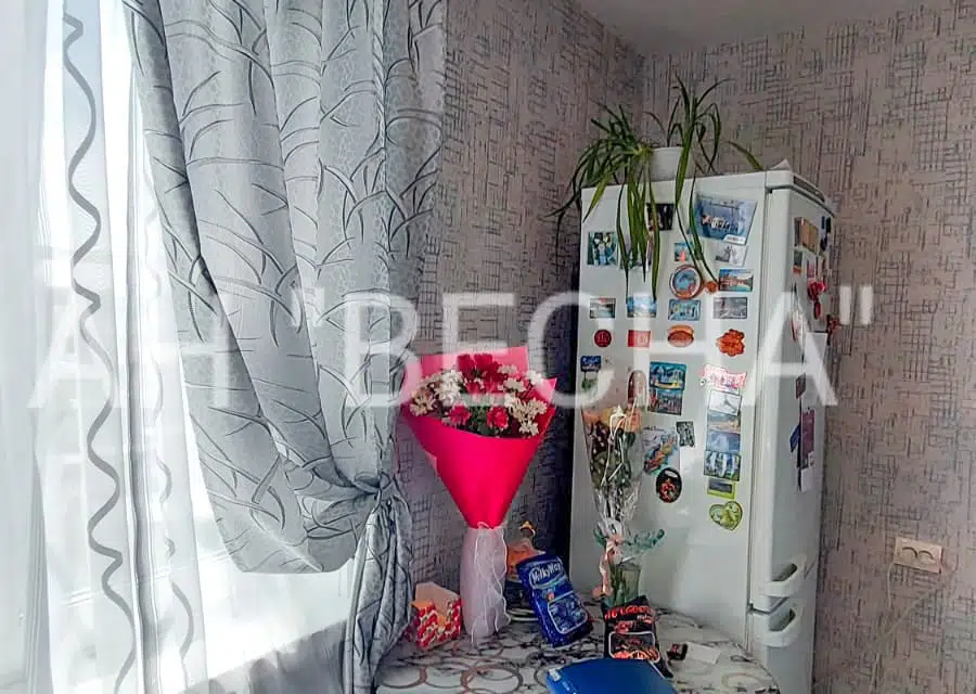 Продаётся 3-комнатная квартира, 58.8 м²