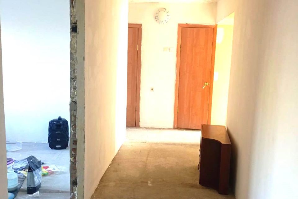 Продаётся 4-комнатная квартира, 72.4 м²