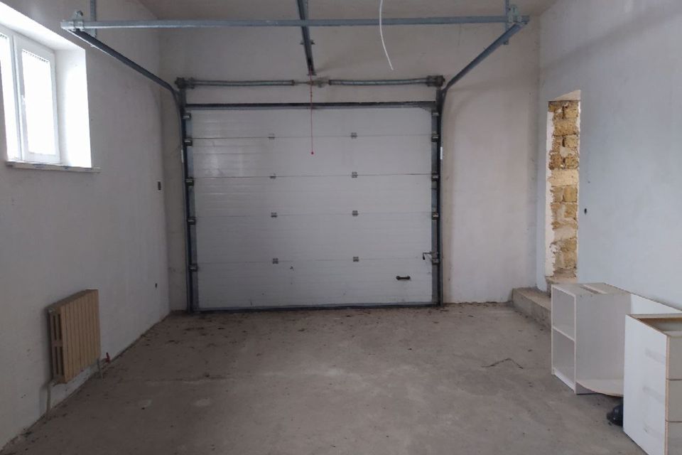 Продаётся 2-этажный дом, 227 м²