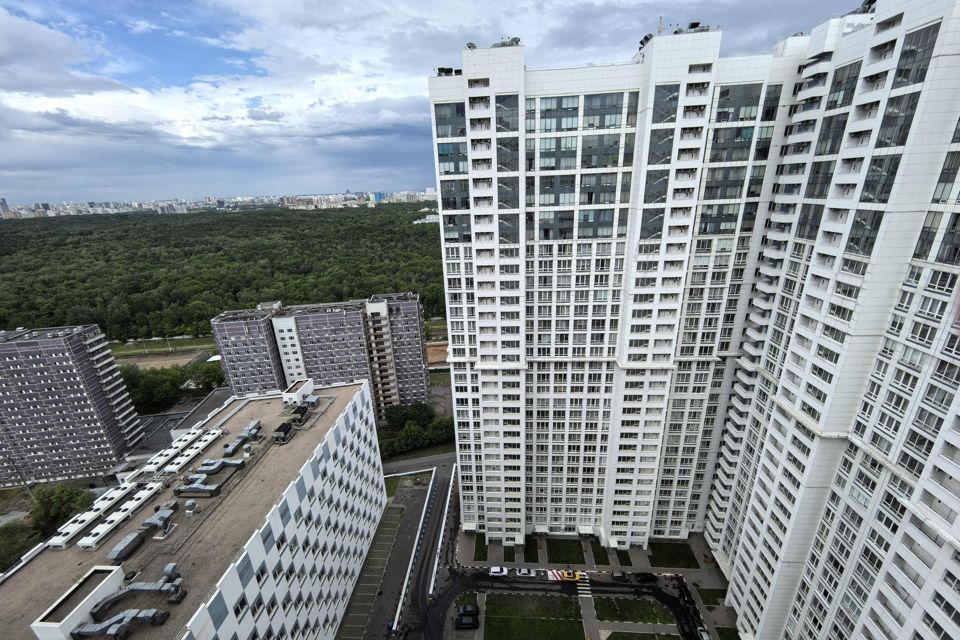 Продаётся 3-комнатная квартира, 124 м²