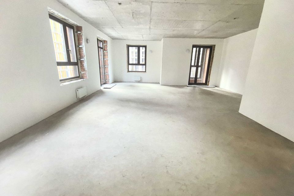 Продаётся 3-комнатная квартира, 70 м²