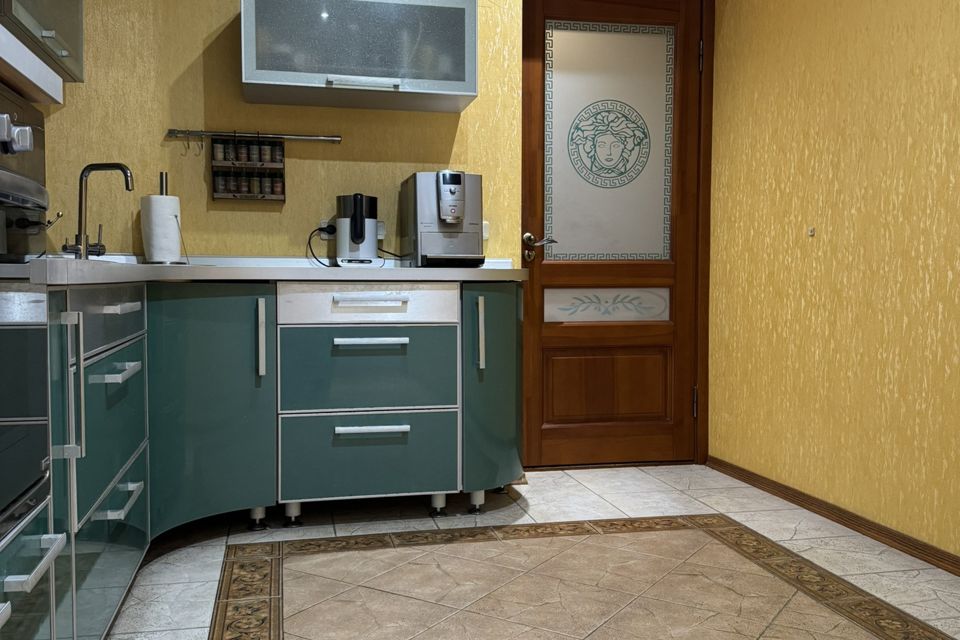 Продаётся 3-комнатная квартира, 76.3 м²