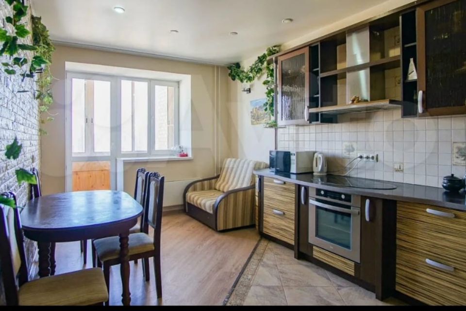 Продаётся 2-комнатная квартира, 80 м²