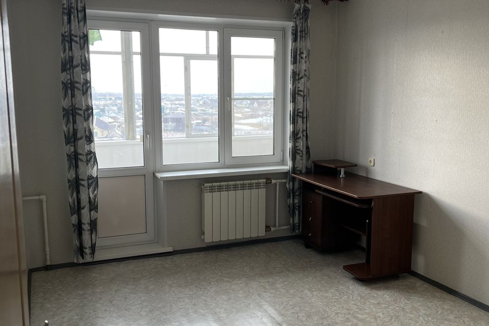 Продаётся 4-комнатная квартира, 75.6 м²