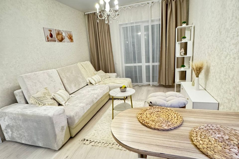 Продаётся 1-комнатная квартира, 37 м²