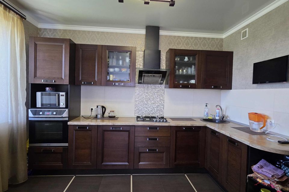 Продаётся 3-комнатная квартира, 90 м²
