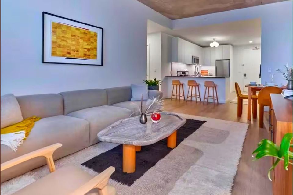 Продаётся 2-комнатная квартира, 75 м²