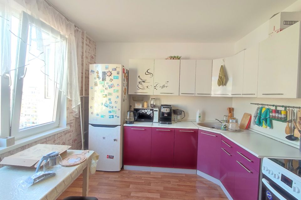 Продаётся 2-комнатная квартира, 61.3 м²