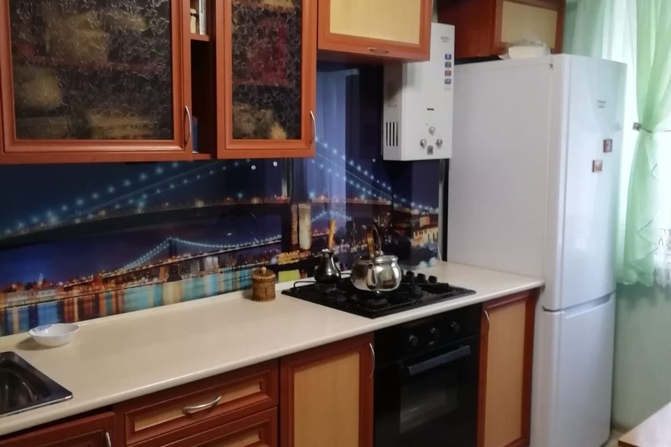 Продаётся 4-комнатная квартира, 89.5 м²