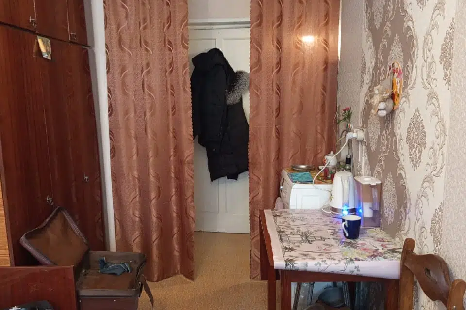 Продаётся комната в 4-комн. квартире, 12.8 м²