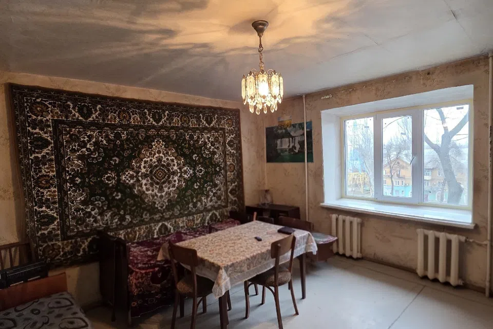 Продаётся 1-комнатная квартира, 37 м²
