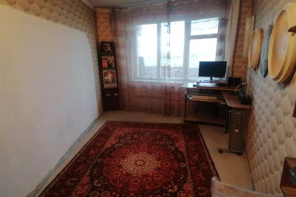 Продаётся 4-комнатная квартира, 87 м²