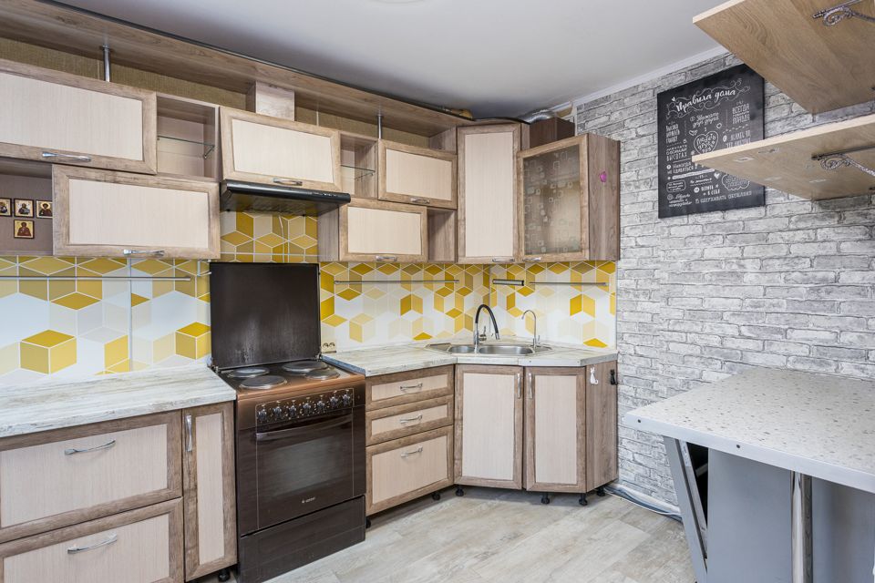 Продаётся 3-комнатная квартира, 70.2 м²