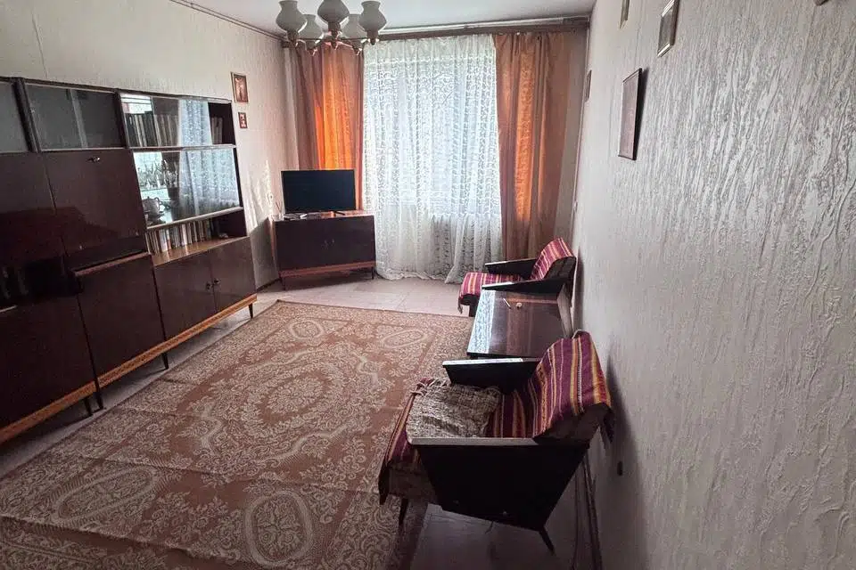 Продаётся 3-комнатная квартира, 56 м²