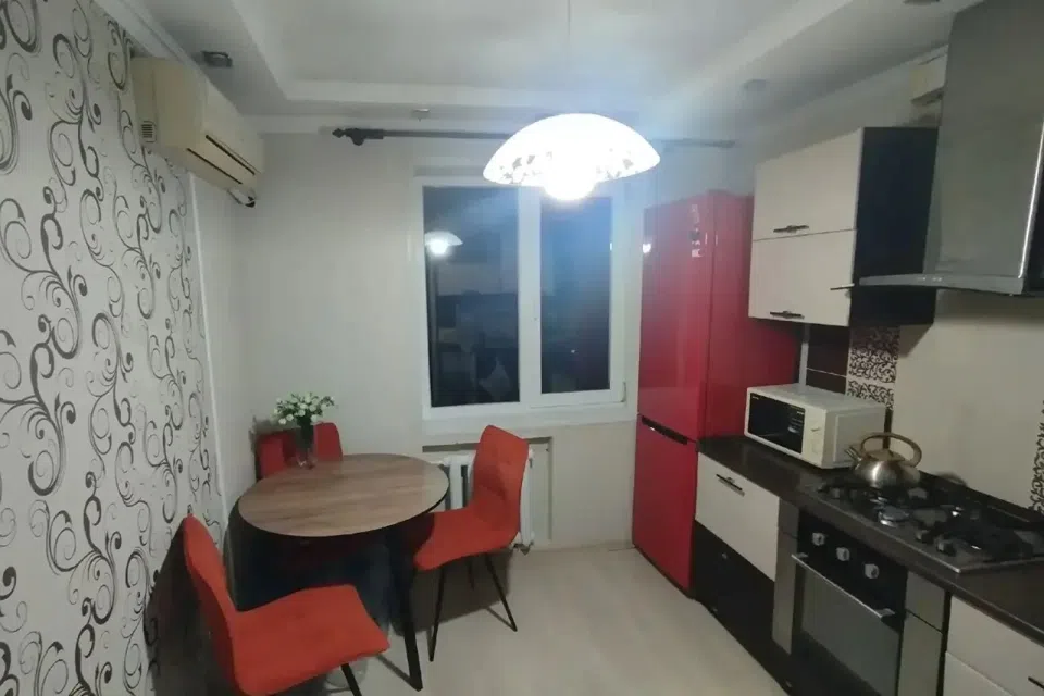 Продаётся 3-комнатная квартира, 61 м²