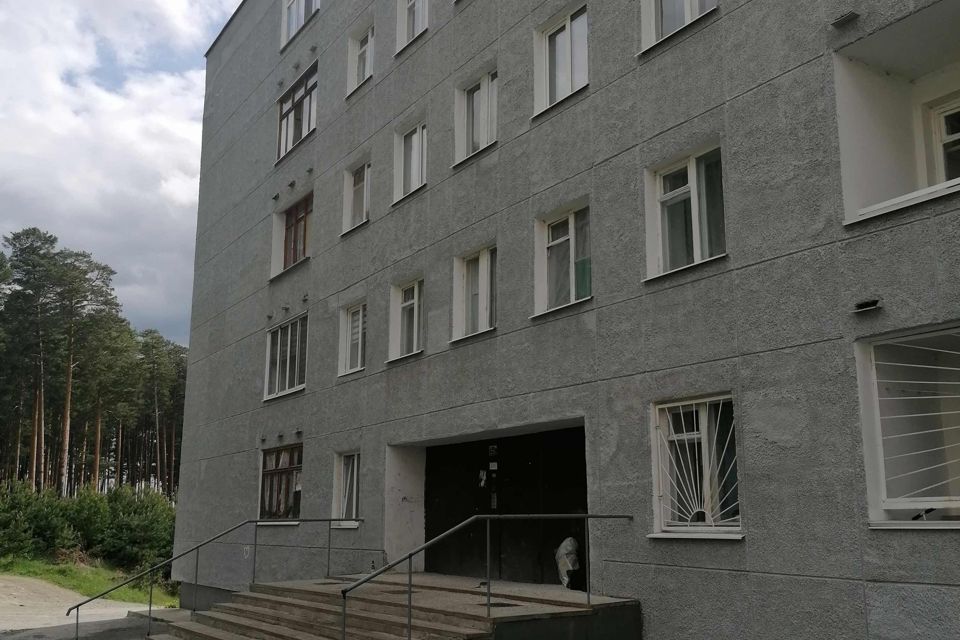 Продаётся 3-комнатная квартира, 53.7 м²