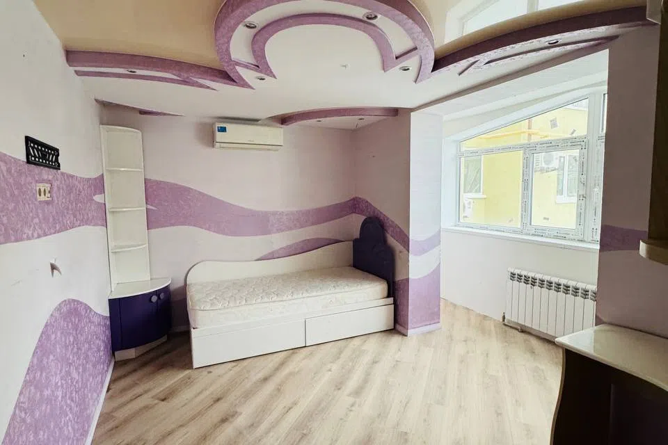 Продаётся 4-комнатная квартира, 113.1 м²