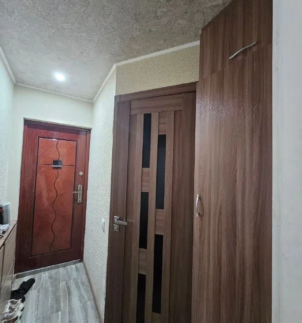 Продаётся 3-комнатная квартира, 49.8 м²