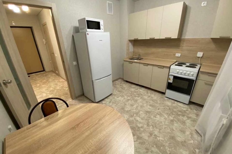 Сдаётся 1-комнатная квартира, 37 м²
