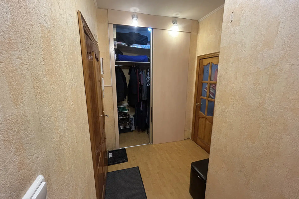 Продаётся 1-комнатная квартира, 34 м²