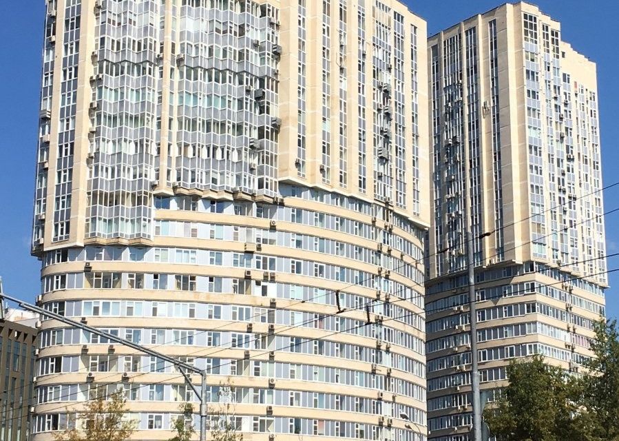Продаётся 3-комнатная квартира, 95.3 м²