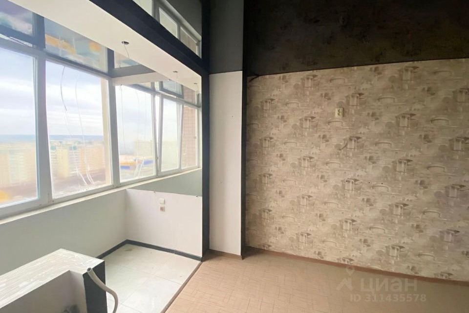 Продаётся 1-комнатная квартира, 53.5 м²