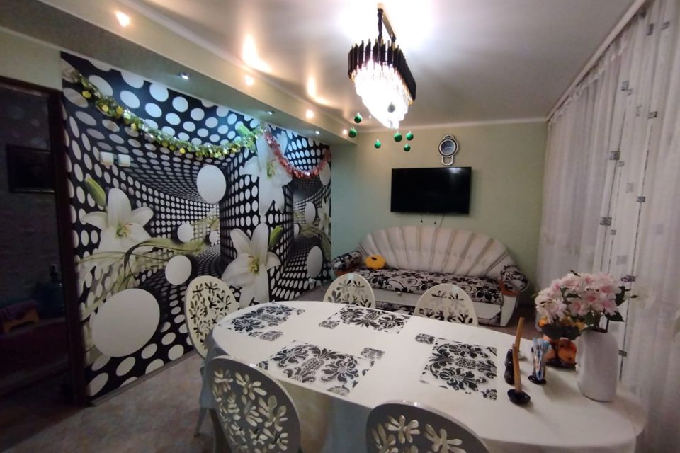 Продаётся 2-комнатная квартира, 84.7 м²