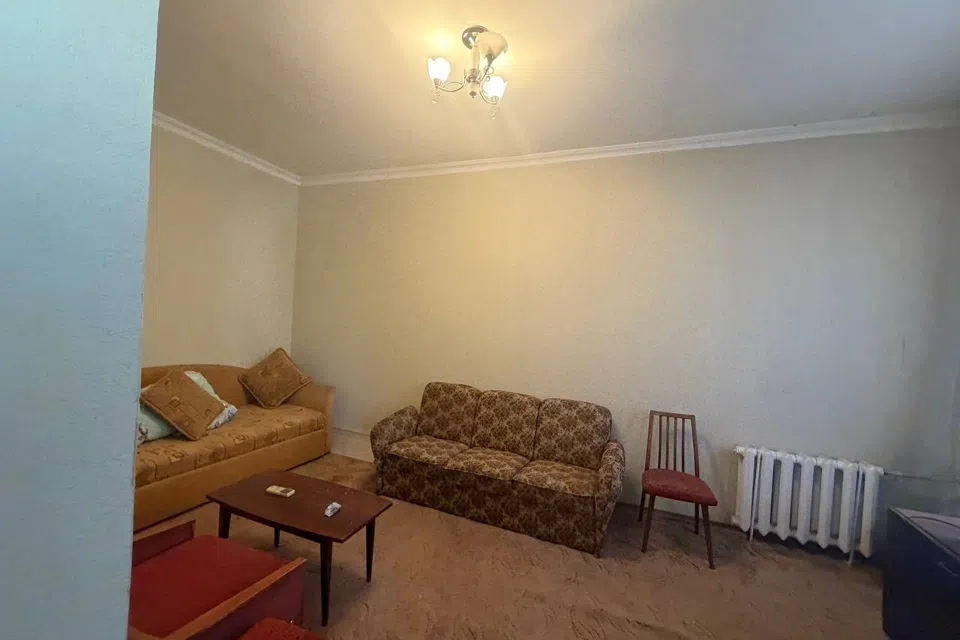 Продаётся 1-комнатная квартира, 38 м²