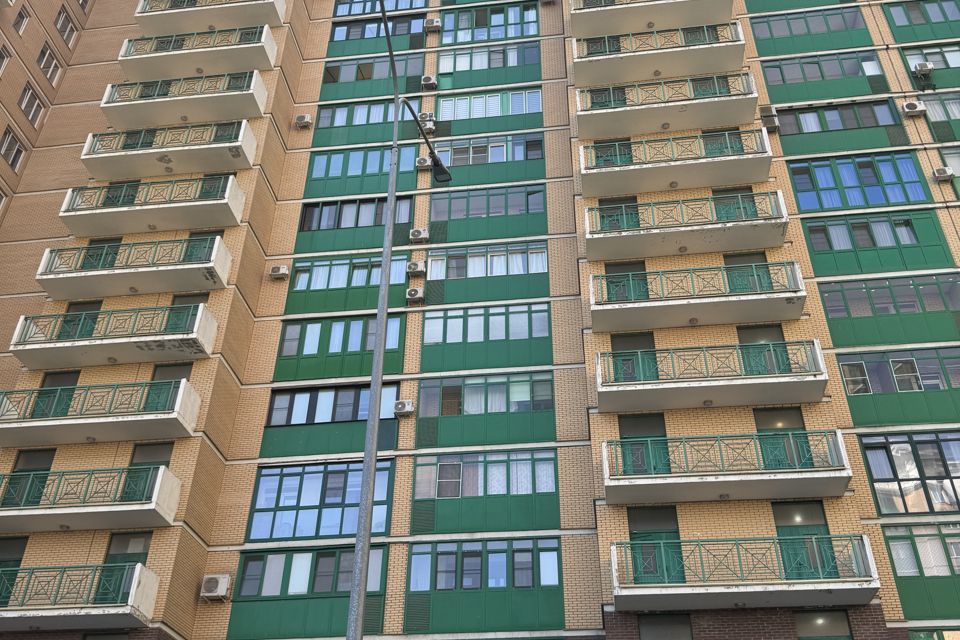 Продаётся 2-комнатная квартира, 64.8 м²