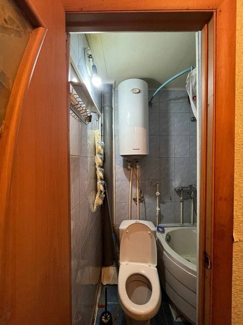 Продаётся комната в 1-комн. квартире, 18 м²