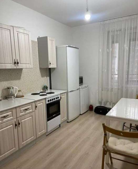 Сдаётся 2-комнатная квартира, 59 м²