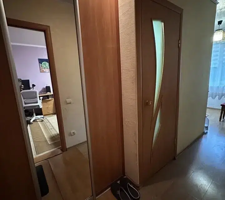 Продаётся 1-комнатная квартира, 32 м²