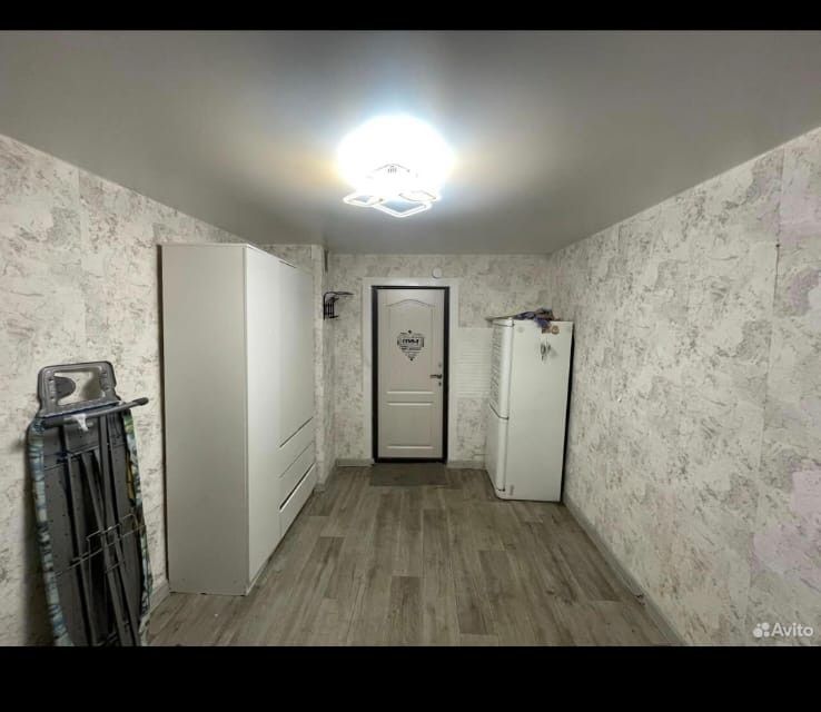Продаётся комната в 1-комн. квартире, 12.2 м²