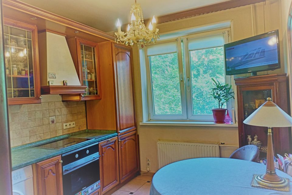 Продаётся 1-комнатная квартира, 38 м²