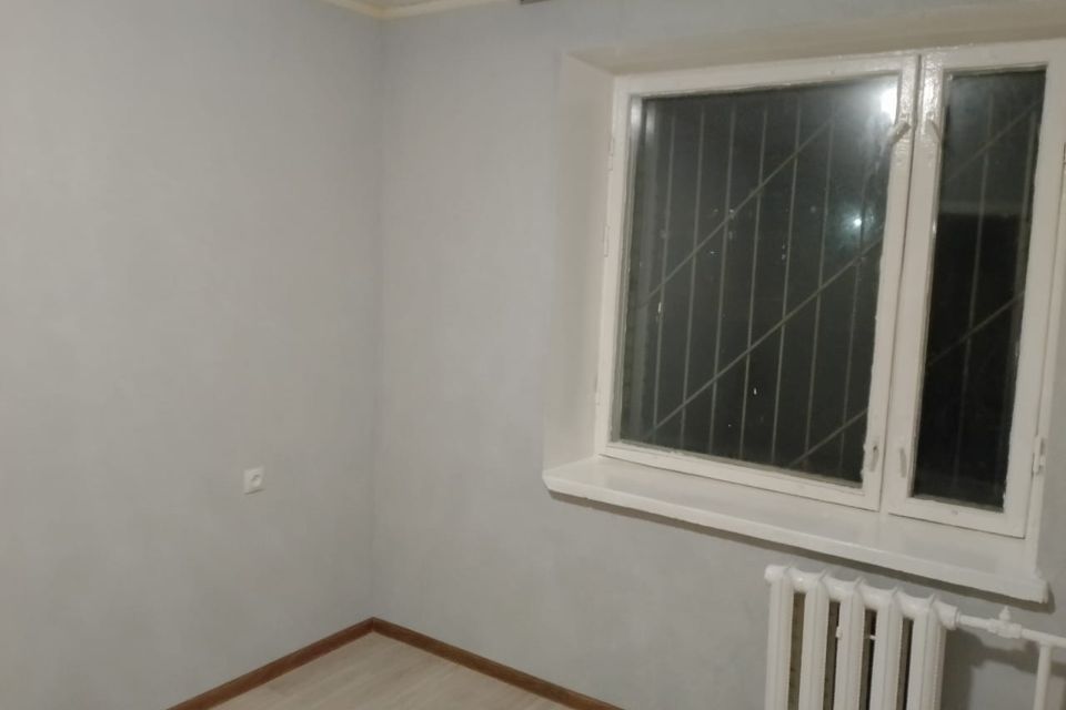 Продаётся комната в 1-комн. квартире, 13 м²
