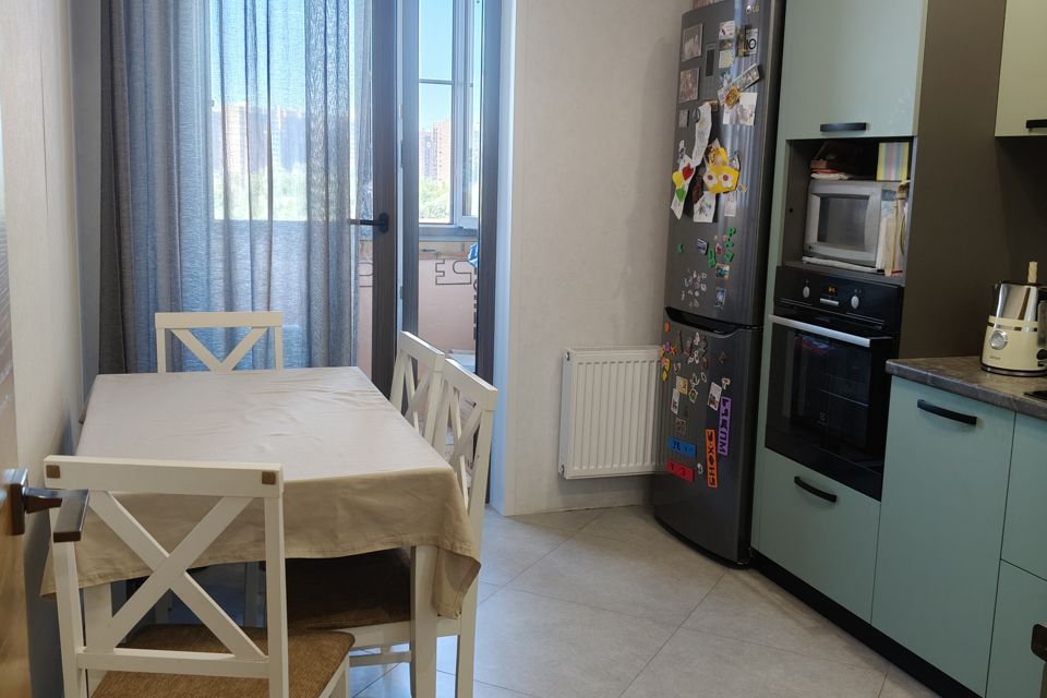 Продаётся 1-комнатная квартира, 42.6 м²
