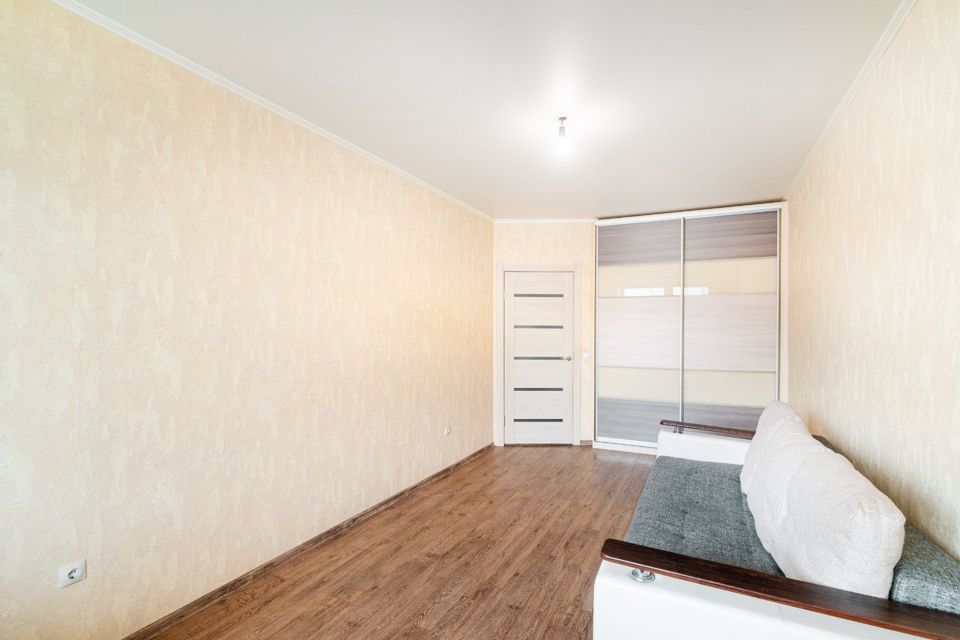 Сдаётся 1-комнатная квартира, 42 м²