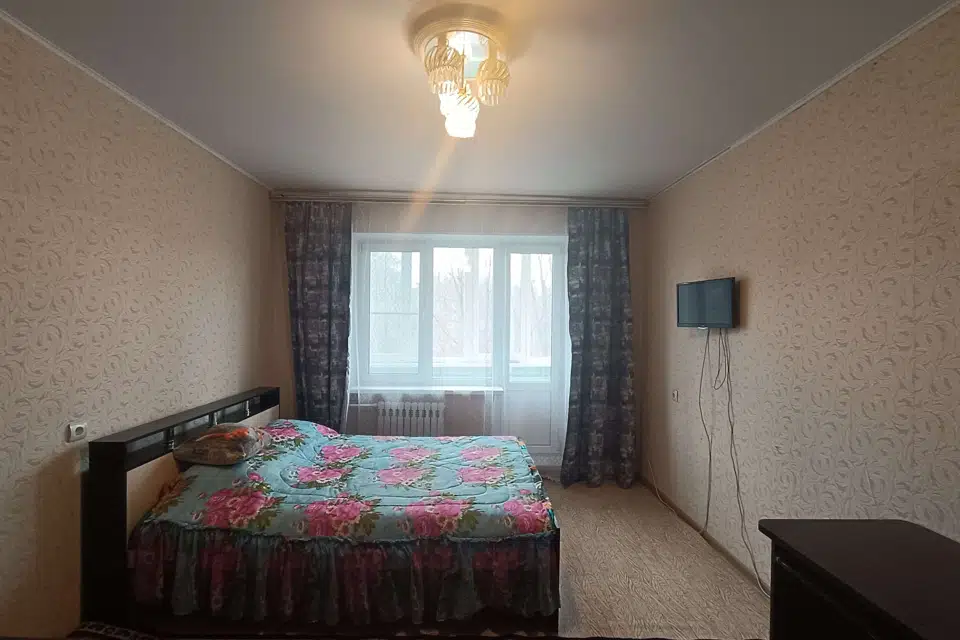 Сдаётся 1-комнатная квартира, 37 м²