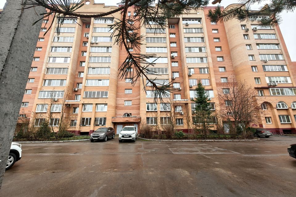 Продаётся 3-комнатная квартира, 119.3 м²