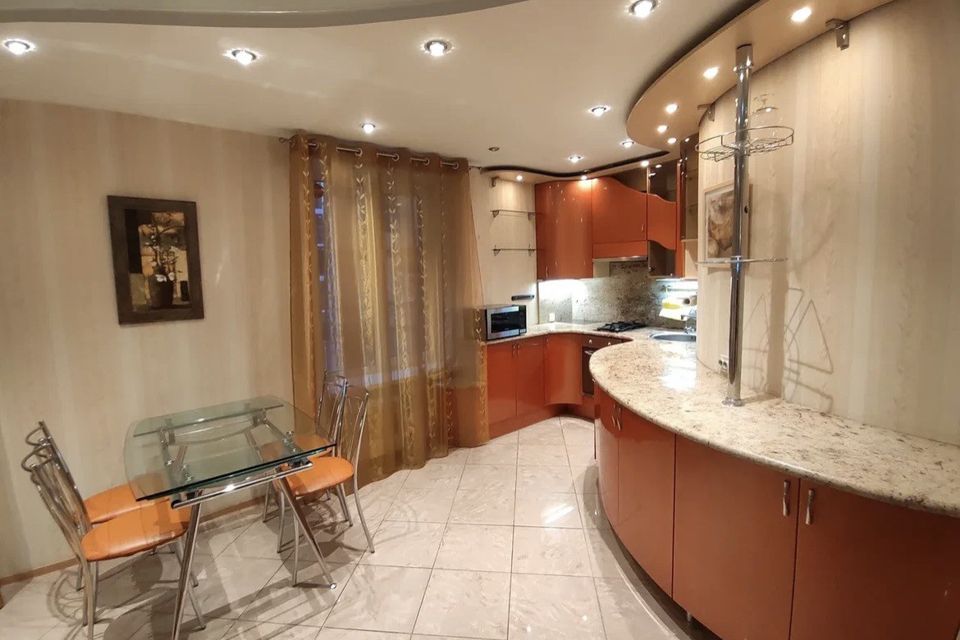 Продаётся 3-комнатная квартира, 81.5 м²