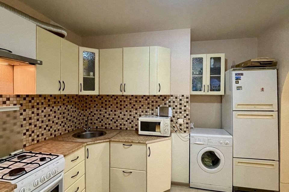 Продаётся 1-комнатная квартира, 39.6 м²