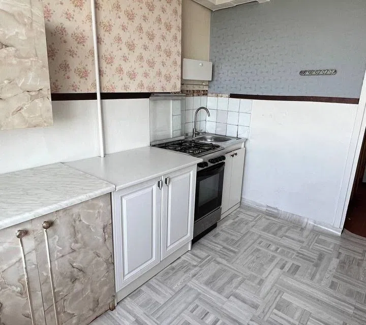 Продаётся 3-комнатная квартира, 63.8 м²