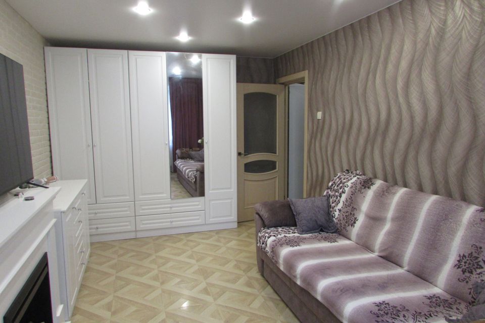 Продаётся 3-комнатная квартира, 61.5 м²
