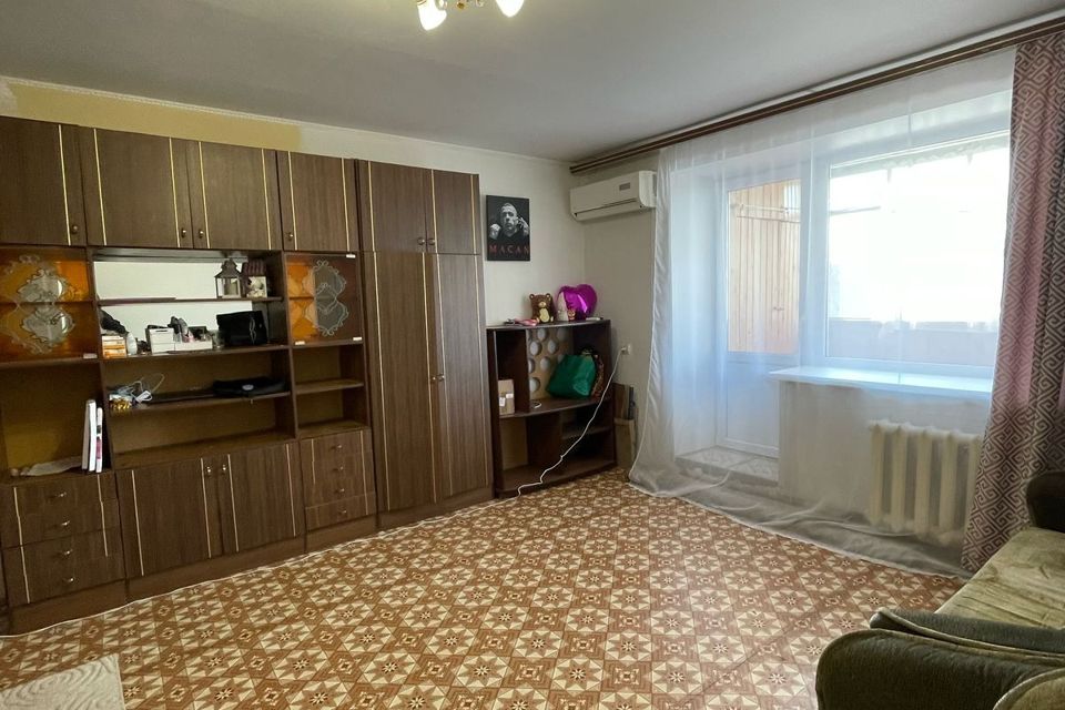 Продаётся 1-комнатная квартира, 39.8 м²