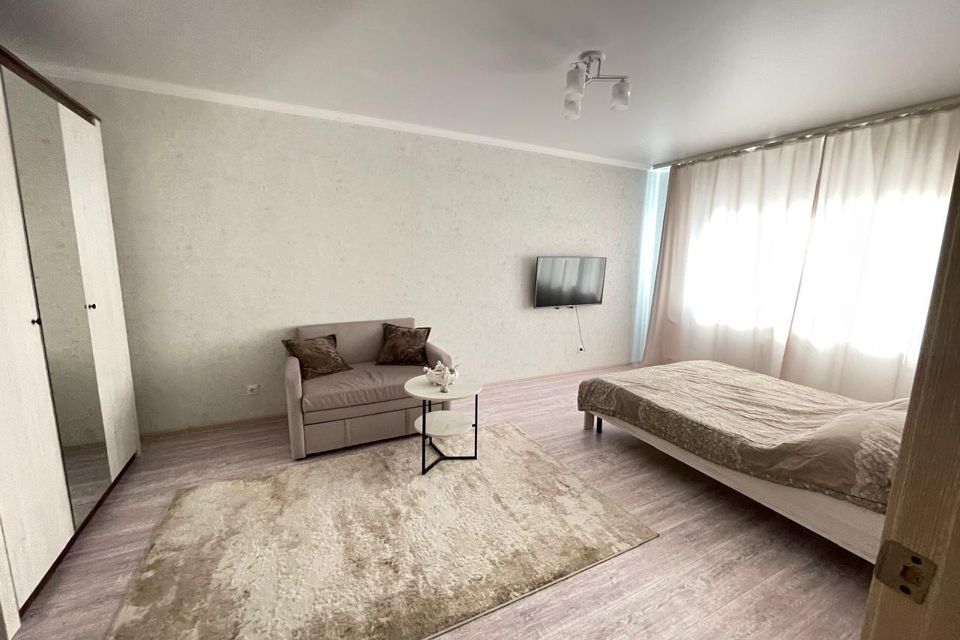 Продаётся 1-комнатная квартира, 37.8 м²