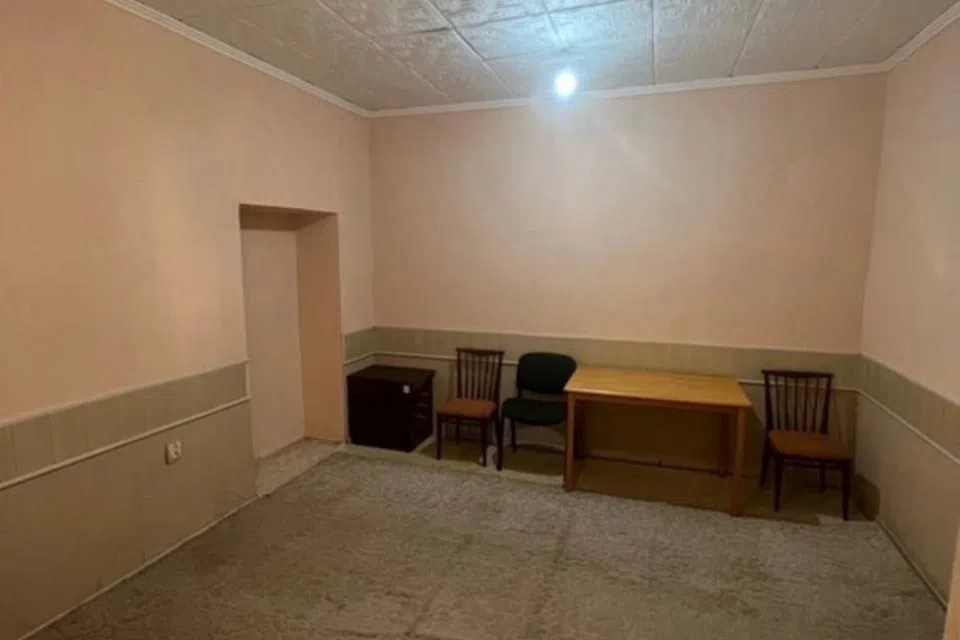 Сдаётся помещение своб. назначения, 137 м²