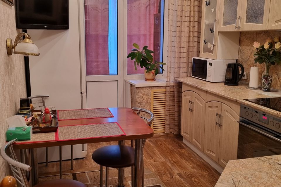 Продаётся 3-комнатная квартира, 61 м²